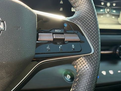 Used 2024 Nissan Ariya FWD image 27