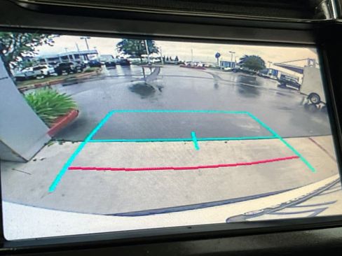 Used 2015 Toyota RAV4 LE image 20