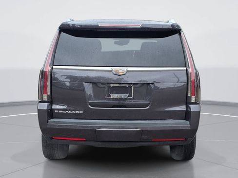 Certified 2016 Cadillac Escalade Luxury AWD/4WD image 5