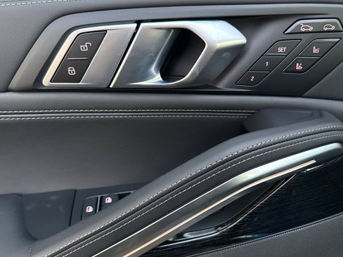 New 2026 BMW X6 M60i image 8