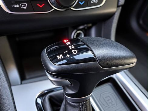 Used 2021 Dodge Charger SXT w/ Blacktop Package RWD image 16