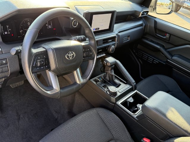 Used 2025 Toyota 4Runner SR5 AWD/4WD image 10