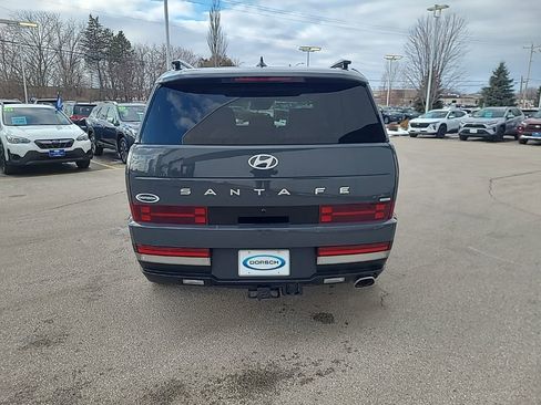 Used 2024 Hyundai Santa Fe Limited image 4