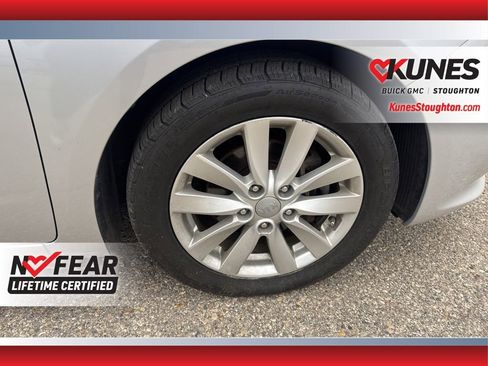 Used 2016 Kia Forte Koup EX image 13
