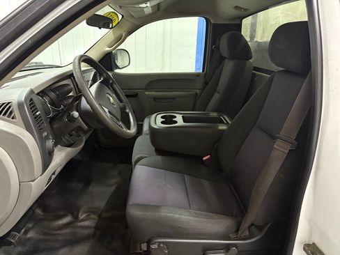 Used 2014 Chevrolet Silverado 2500 W/T image 10