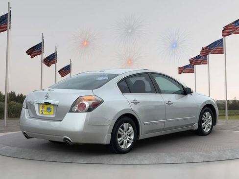 Used 2012 Nissan Altima 2.5 SL w/ 2.5SL Pkg FWD image 6