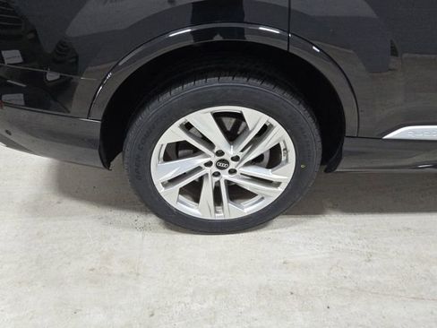 Used 2023 Audi Q7 3.0T Premium Plus image 13