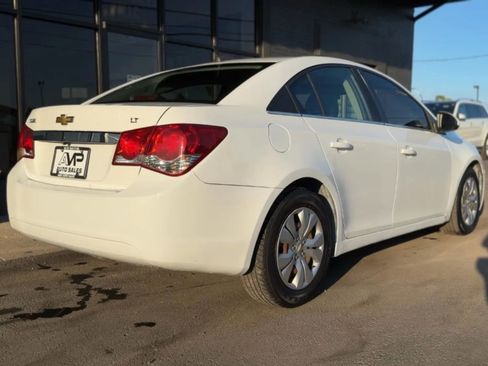 Used 2015 Chevrolet Cruze LT image 3
