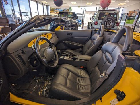 Used 2002 Chrysler Prowler RWD image 13