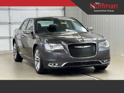Used 2019 Chrysler 300 Limited w/ Safetytec Plus Group