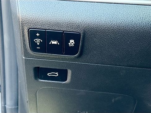 Used 2023 Kia K5 LXS image 10