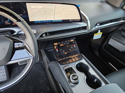 New 2026 Cadillac Vistiq Sport image 26