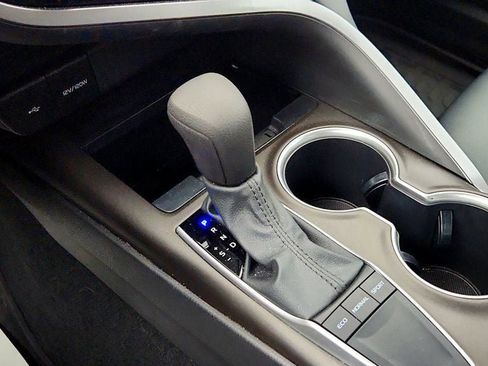 Used 2023 Toyota Camry LE image 16