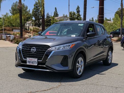 Used 2024 Nissan Kicks S FWD image 8