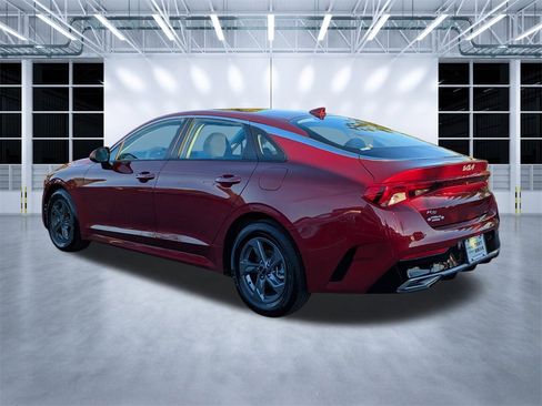 Used 2022 Kia K5 LXS image 6
