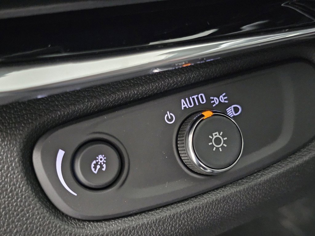 New 2026 Buick Envista Sport Touring w/ Convenience I Package FWD image 35
