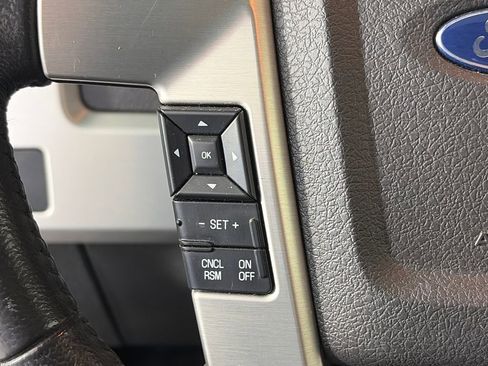 Used 2014 Ford F150 Platinum image 17