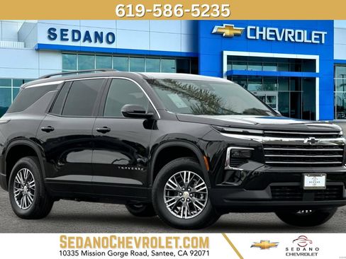 New 2026 Chevrolet Traverse LT FWD image 1