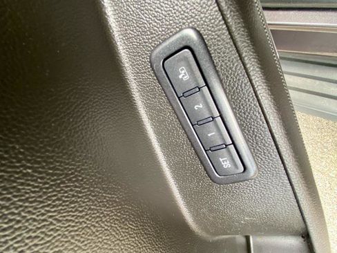 Used 2018 Chevrolet Tahoe LT image 28