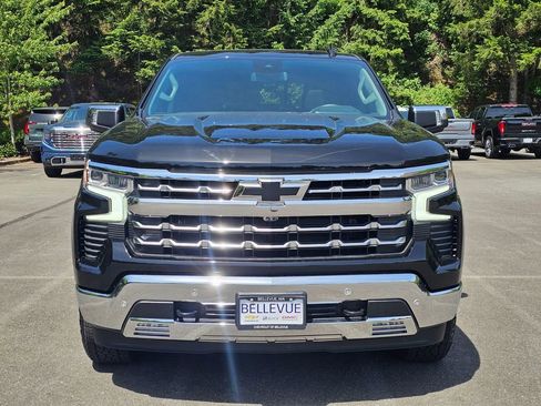 Used 2026 Chevrolet Silverado 1500 LTZ AWD/4WD image 8