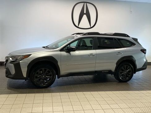 Used 2023 Subaru Outback Onyx Edition XT image 3