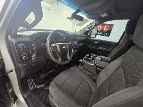 Used 2022 Chevrolet Silverado 2500 W/T w/ Gooseneck/5TH Wheel Package AWD/4WD image 12