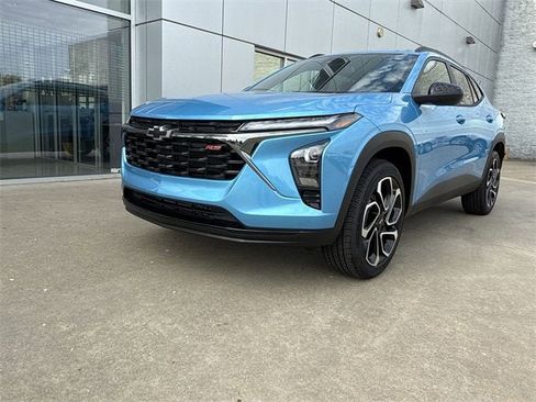 New 2025 Chevrolet Trax RS w/ Driver Confidence Package image 1