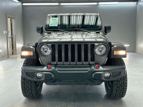 Used 2022 Jeep Gladiator Rubicon w/ Safety Group AWD/4WD image 2