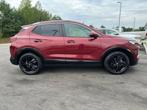 Used 2024 Buick Encore GX Sport Touring AWD/4WD image 6