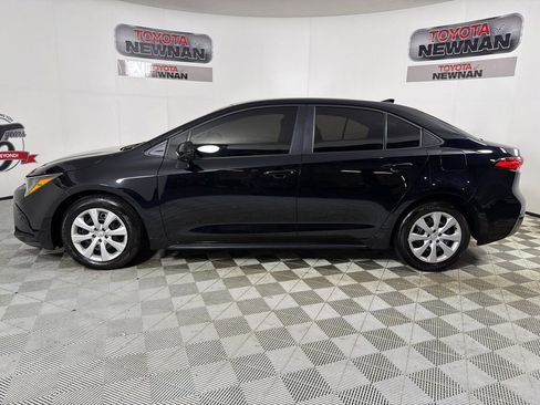 Used 2024 Toyota Corolla LE image 6