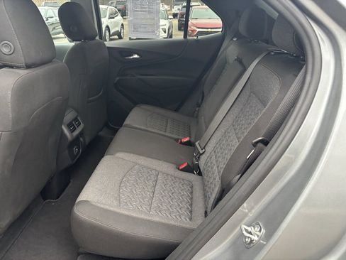 Used 2024 Chevrolet Equinox LT image 11