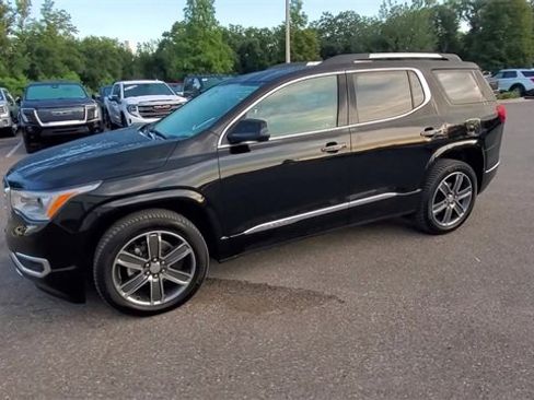 Used 2019 GMC Acadia Denali w/ Technology Package image 4
