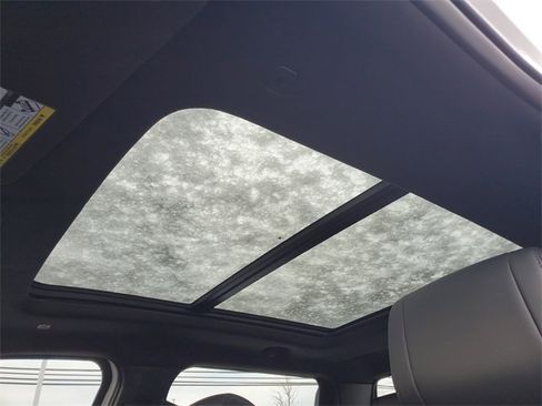 Used 2025 Toyota Tundra Limited image 38