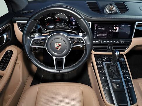 Used 2021 Porsche Macan AWD/4WD image 21