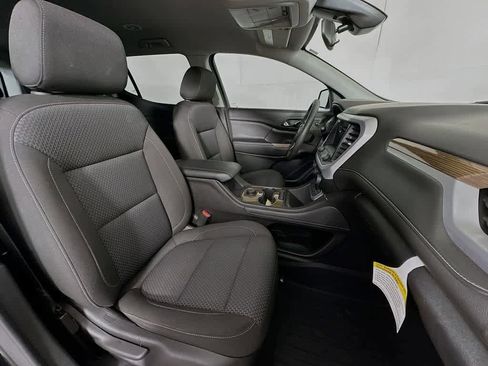 Used 2023 GMC Acadia SLE FWD image 15