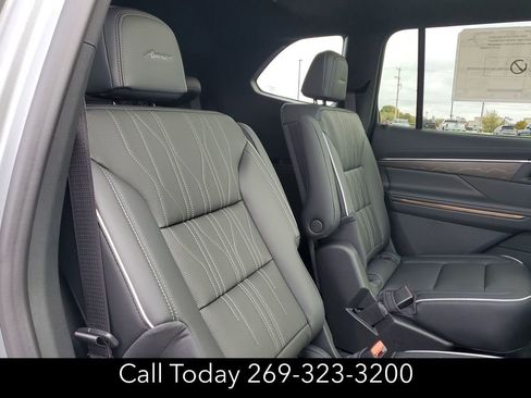 New 2026 Buick Enclave Avenir w/ Super Cruise Package image 30