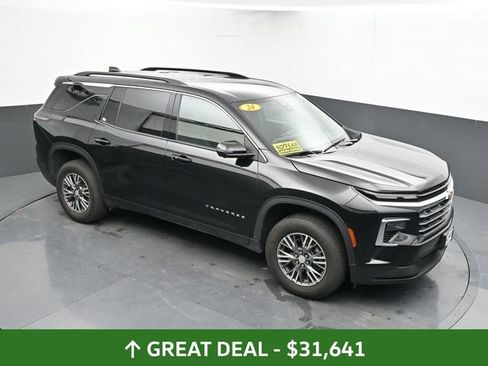 Used 2024 Chevrolet Traverse LT FWD image 40
