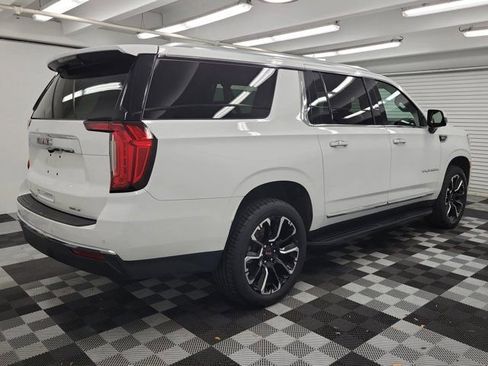 Used 2023 GMC Yukon XL SLT w/ SLT Luxury Package RWD image 6