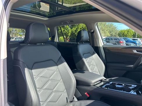 New 2026 Volkswagen Atlas SE image 44