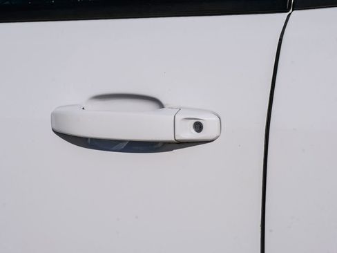 Used 2021 Chevrolet Colorado LT w/ Fleet Safety Package image 30