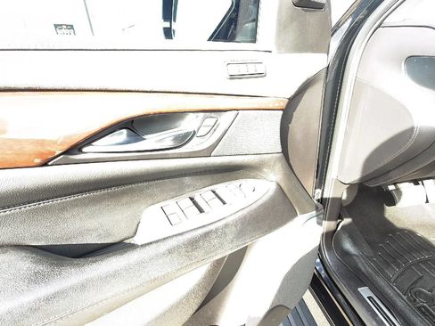 Used 2019 Cadillac Escalade ESV Premium Luxury AWD/4WD image 91
