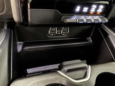 Used 2022 RAM 1500 Laramie w/ Sport Appearance Package image 26
