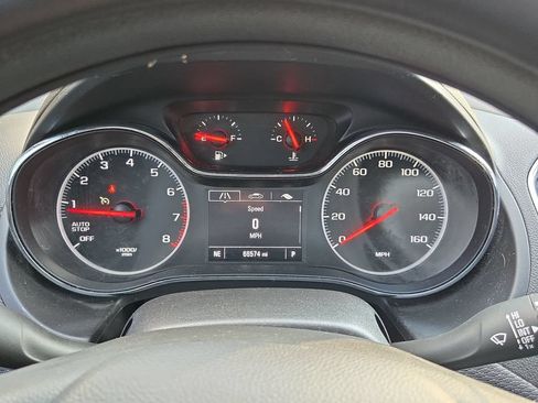 Used 2019 Chevrolet Cruze LT w/ RS Package FWD image 19