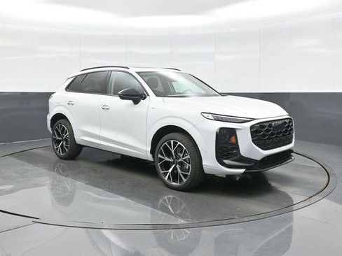 New 2026 Audi Q3 quattro 2.0T image 1