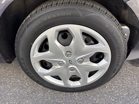 Used 2012 Ford Fiesta S image 14