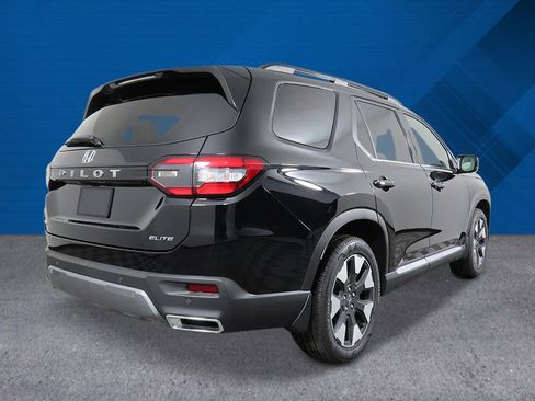 New 2026 Honda Pilot Elite image 4