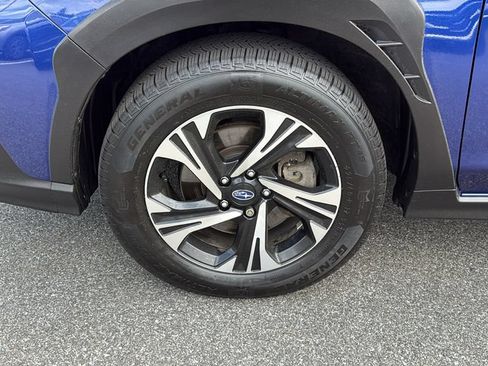 Used 2024 Subaru Crosstrek 2.0i Premium AWD/4WD image 10