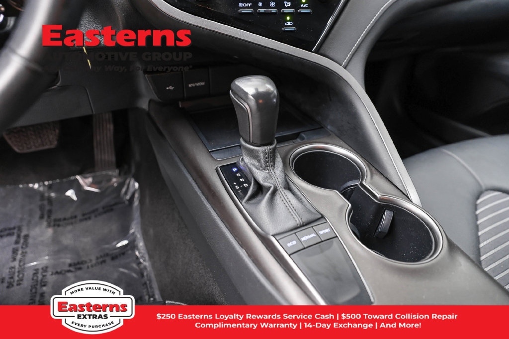 Used 2023 Toyota Camry SE FWD image 13