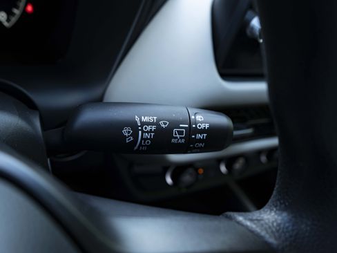 Used 2026 Honda HR-V LX image 24