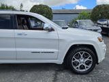 Used 2021 Jeep Grand Cherokee Overland image 2